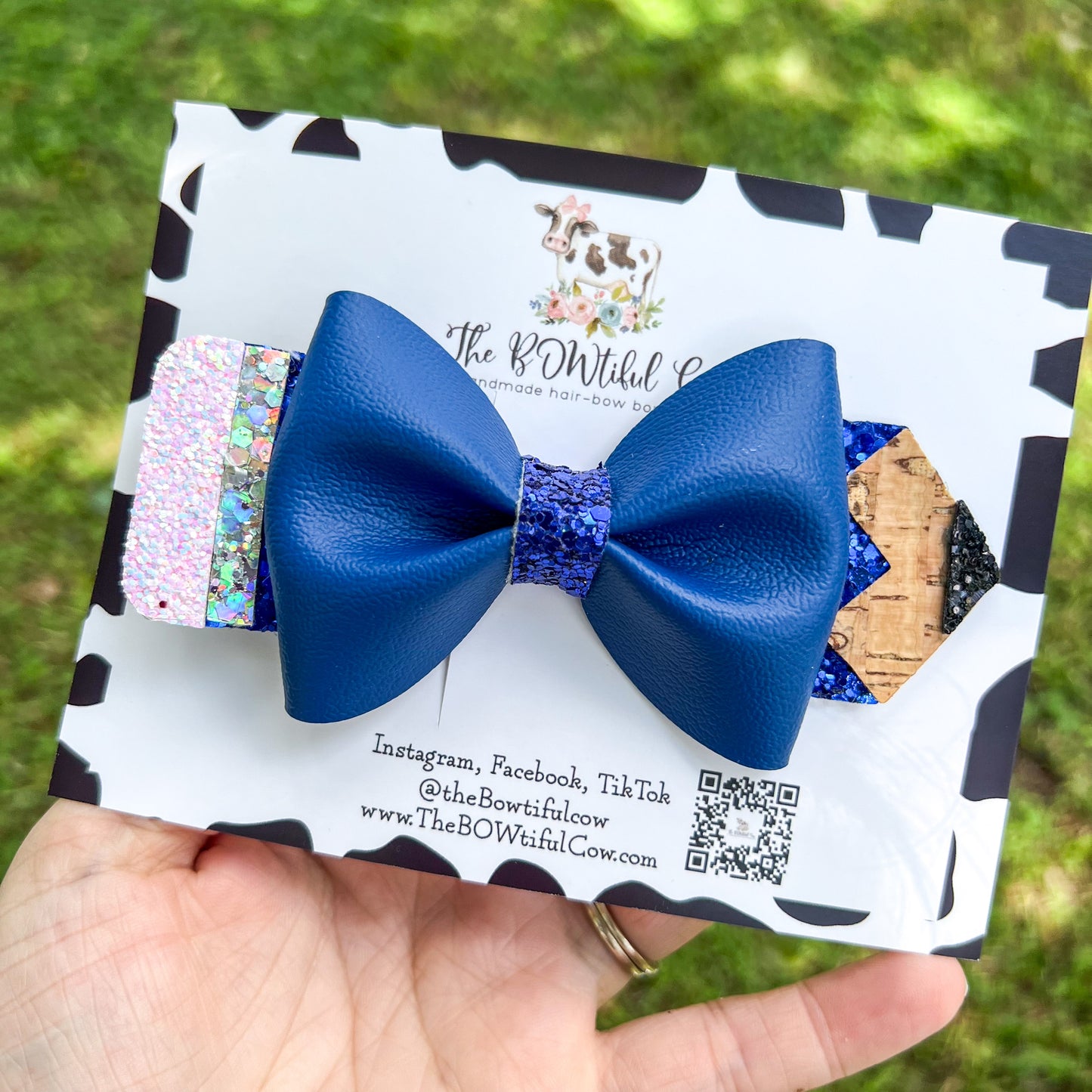 Back to School Pencil Bow