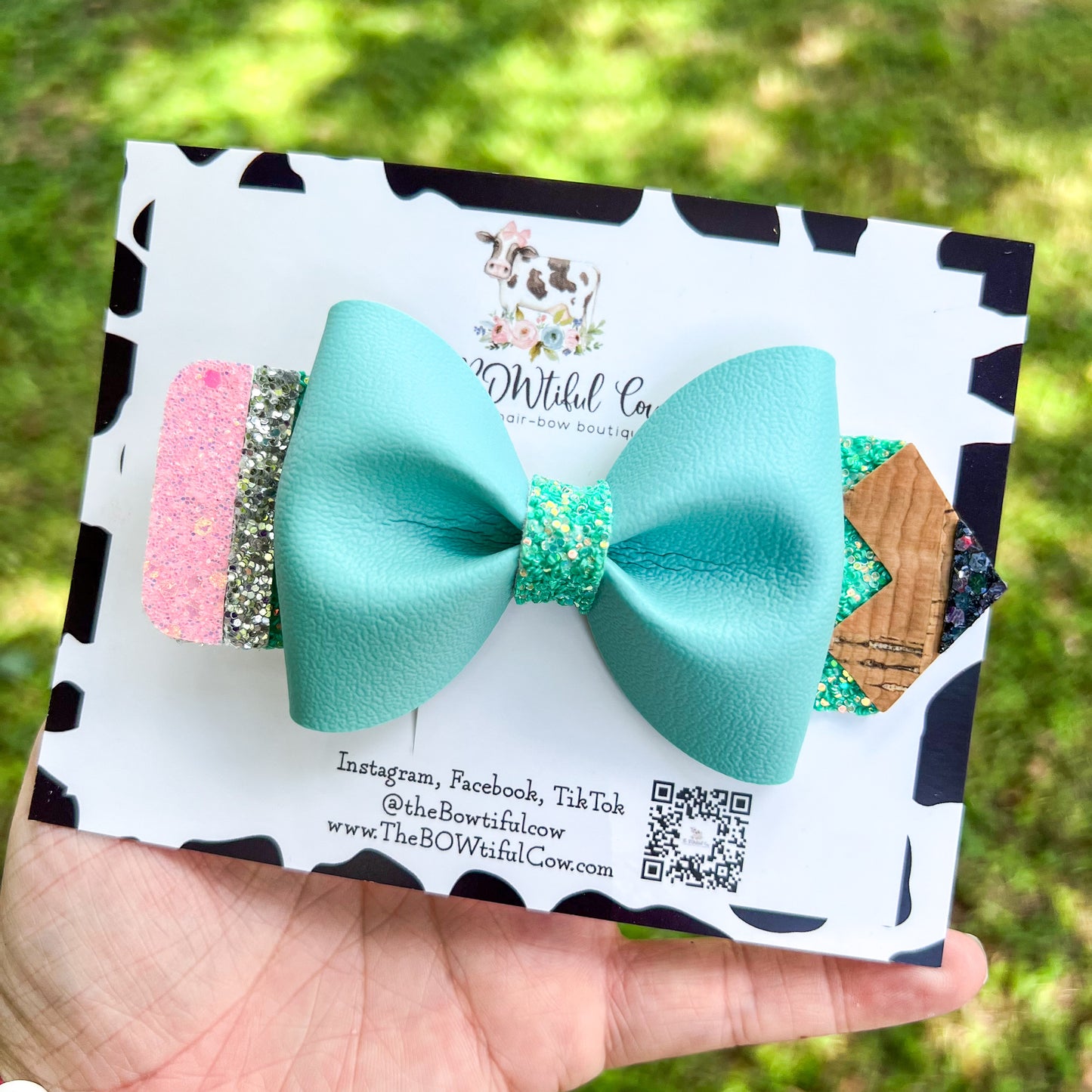 Back to School Pencil Bow