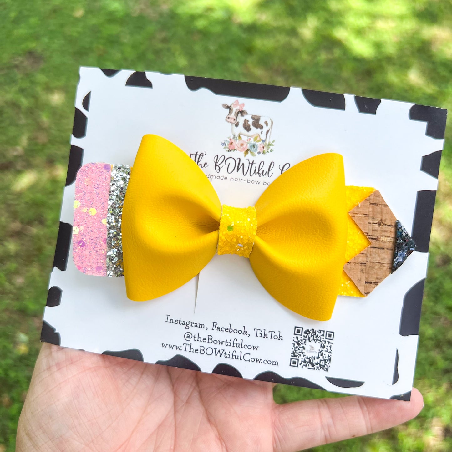 Back to School Pencil Bow